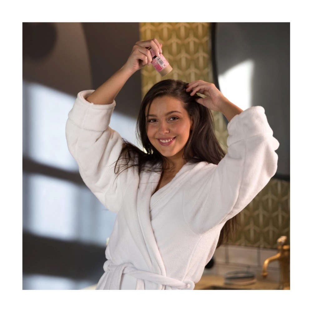 FOAMIE Ξηρό σαμπουάν σε μορφή πούδρας - Berry Brunette, για  σκουρόχρωμα μαλλιά. Φροντίδα μαλλιών